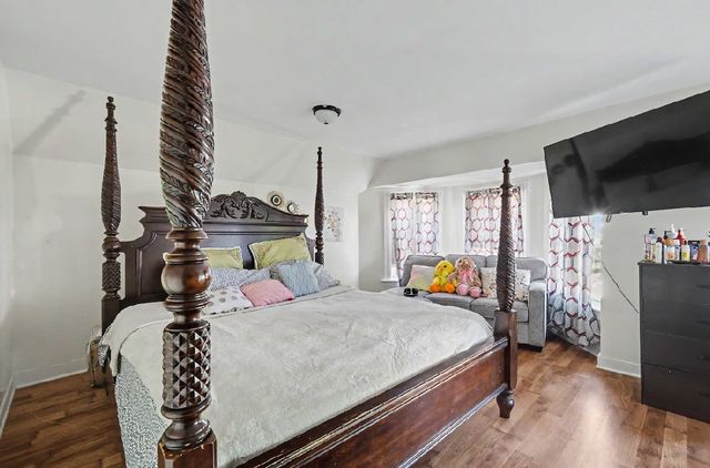 172 Massachusetts Avenue, Providence, RI 02905