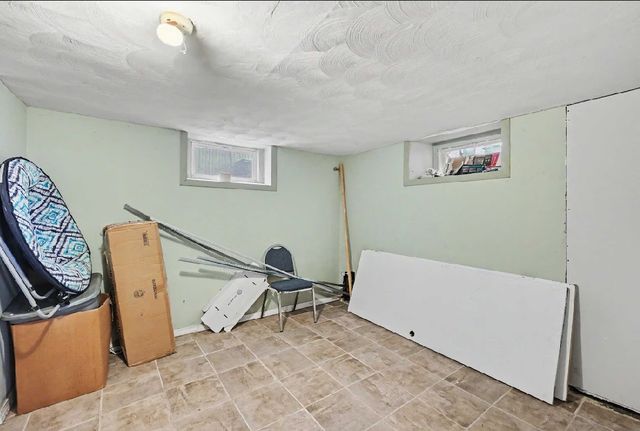 172 Massachusetts Avenue, Providence, RI 02905