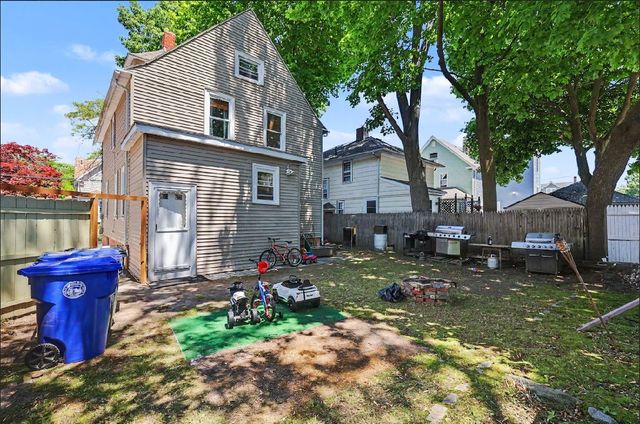 172 Massachusetts Avenue, Providence, RI 02905