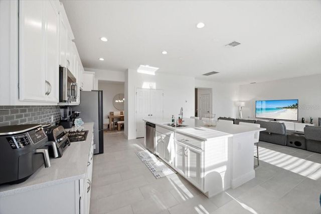 585 STERLING RESERVE WAY, Minneola, FL 34715