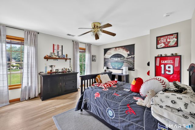 16 Founders Way, Monroe, CT 06468