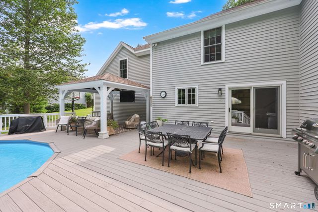 16 Founders Way, Monroe, CT 06468