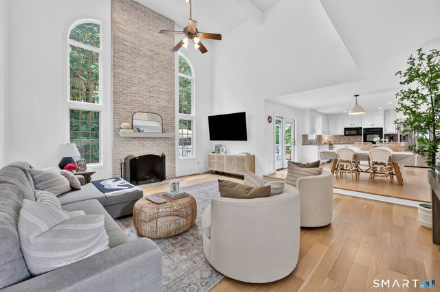 16 Founders Way, Monroe, CT 06468