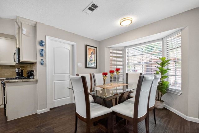 2514 Creekleaf Road, Houston, TX 77068