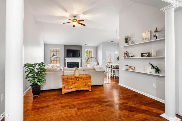 91 Dover Grant, Chapel Hill, NC 27517