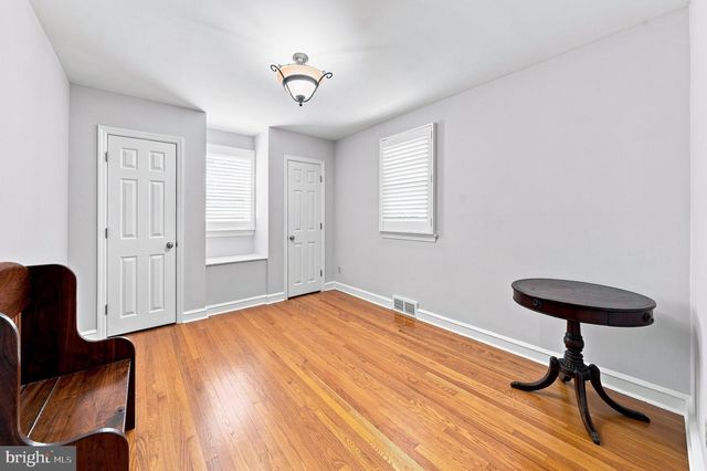 2011 FOULK RD, Wilmington, DE 19810