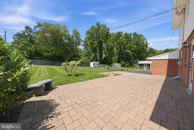 2011 FOULK RD, Wilmington, DE 19810