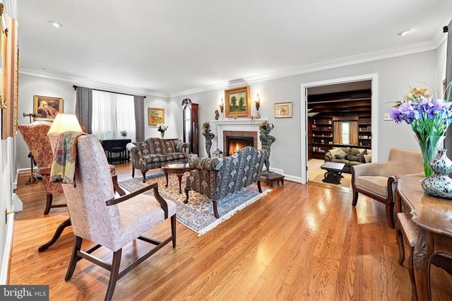 2011 FOULK RD, Wilmington, DE 19810