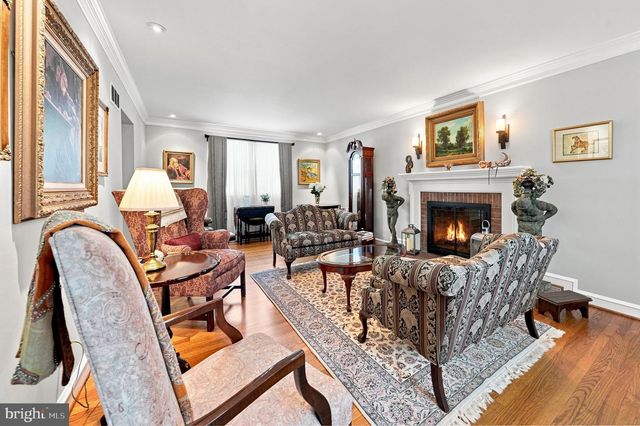 2011 FOULK RD, Wilmington, DE 19810
