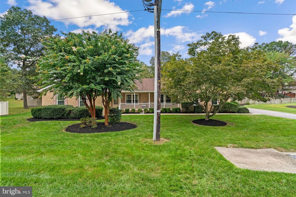 7884 WALNUT GROVE RD, Severn, MD 21144