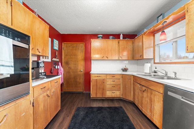 13905 E Mallon Ave, Spokane Valley, WA 99216