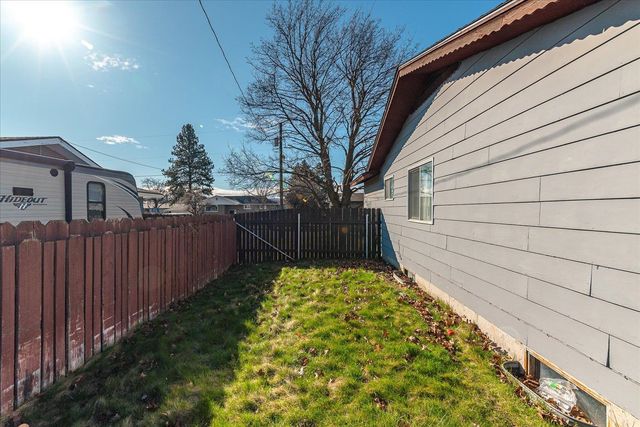 13905 E Mallon Ave, Spokane Valley, WA 99216