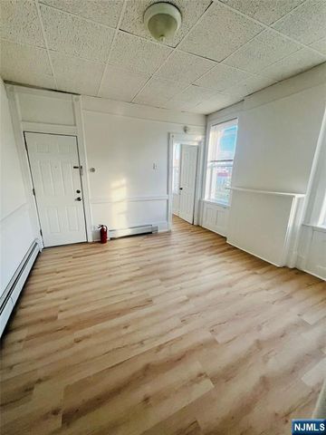 1201 Kennedy Boulevard 4, North Bergen, NJ 07047