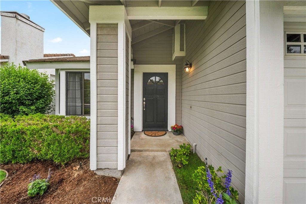 Image 3 of property listing at 41506 Big Sage Court, Temecula, CA 92591