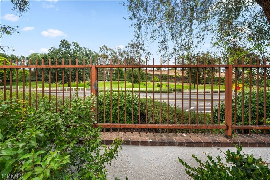 Image 43 of property listing at 41506 Big Sage Court, Temecula, CA 92591