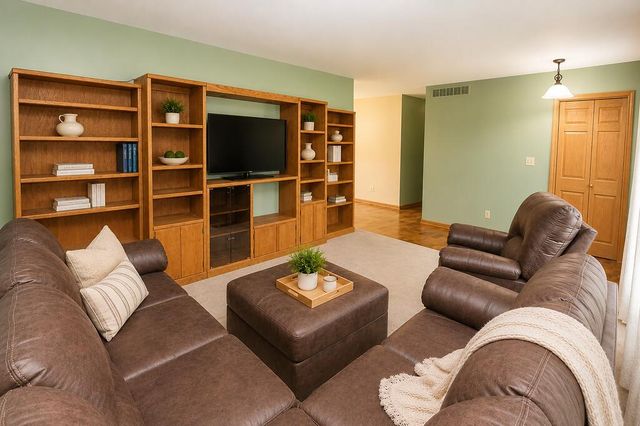 317 E Ben Street, New Carlisle, IN 46552