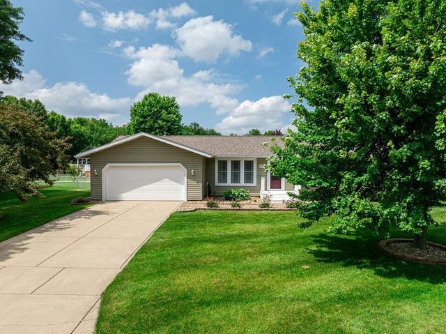 317 E Ben Street, New Carlisle, IN 46552