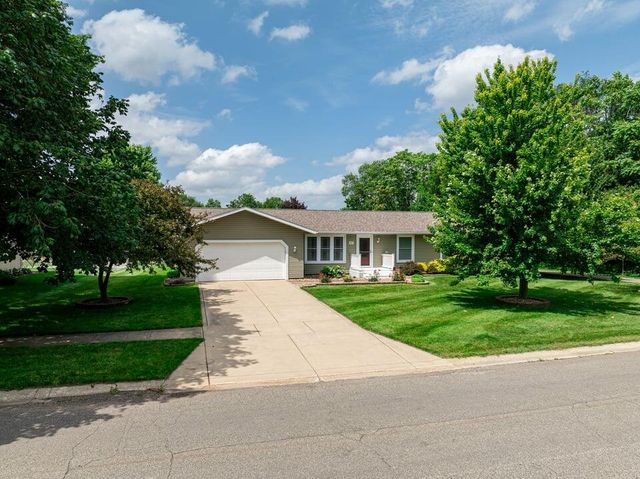 317 E Ben Street, New Carlisle, IN 46552