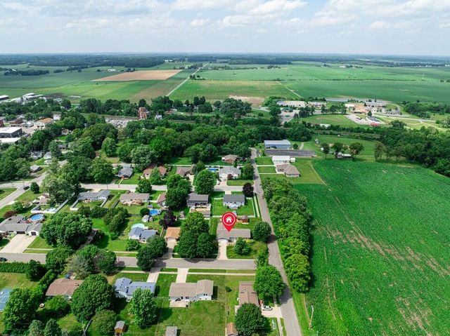 317 E Ben Street, New Carlisle, IN 46552