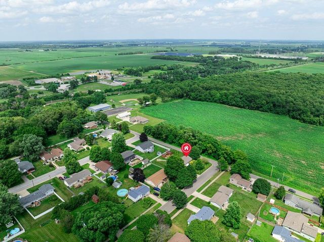317 E Ben Street, New Carlisle, IN 46552