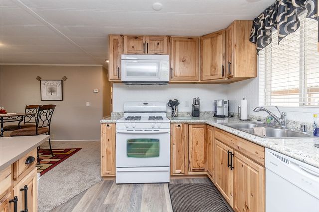 8290 S Smoketree Lane, Mohave Valley, AZ 86440