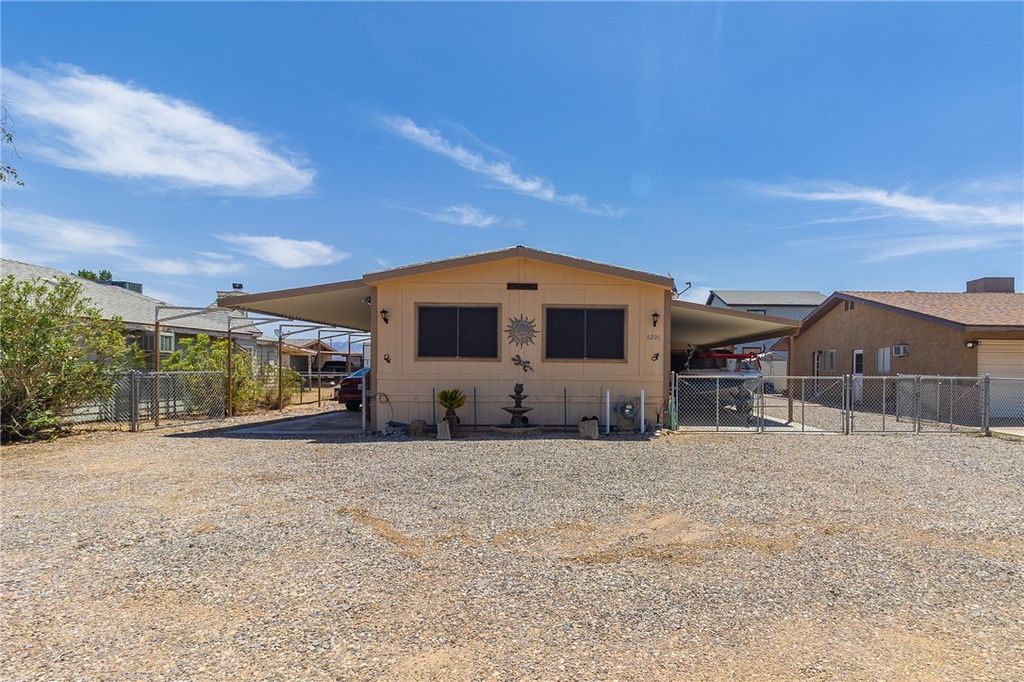 8290 S Smoketree Lane, Mohave Valley, AZ 86440