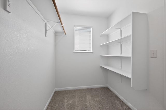 5804 Swedish Farms TER, Del Valle, TX 78617