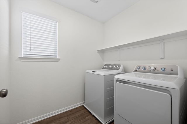 5804 Swedish Farms TER, Del Valle, TX 78617