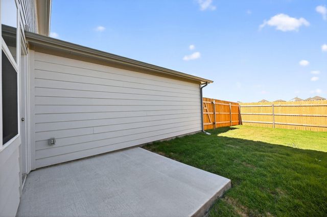 5804 Swedish Farms TER, Del Valle, TX 78617