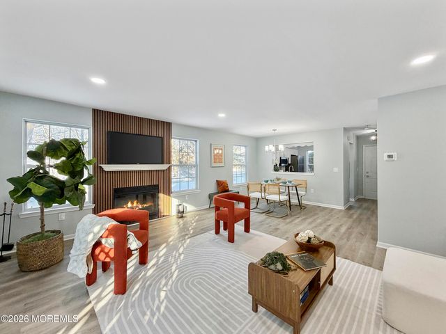 1 Shearwater Hollow, Bayville, NJ 08721