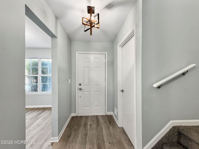 1 Shearwater Hollow, Bayville, NJ 08721