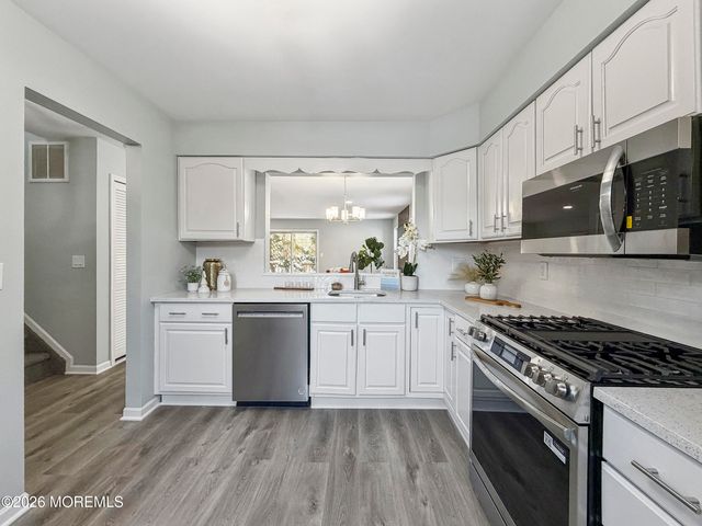 1 Shearwater Hollow, Bayville, NJ 08721