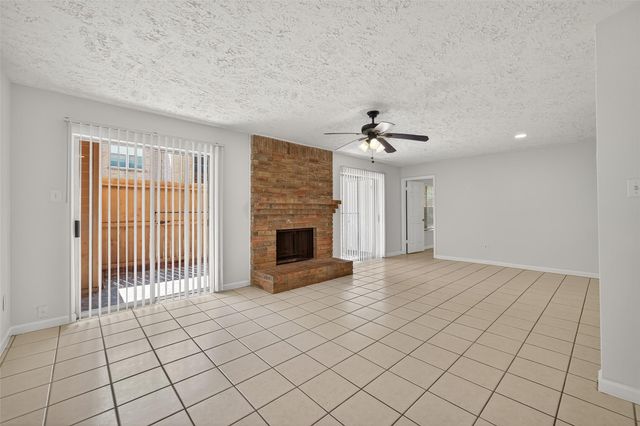 10555 Turtlewood Court 210, Houston, TX 77072