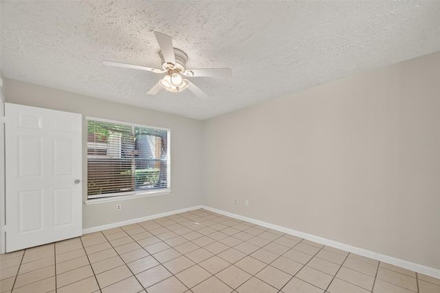 10555 Turtlewood Court 210, Houston, TX 77072