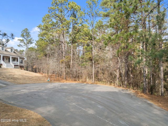 124 Carrington Square, West End, NC 27376