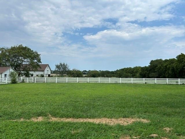 1602 E 171st Street, Belton, MO 64012