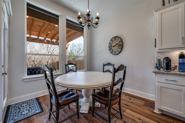 1521 Creekside Drive, Van Alstyne, TX 75495