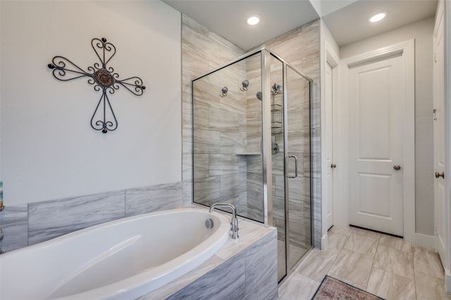 1521 Creekside Drive, Van Alstyne, TX 75495