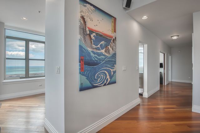 1717 S Prairie Avenue 2301, Chicago, IL 60616