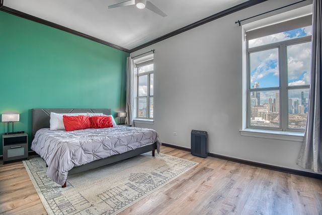 1717 S Prairie Avenue 2301, Chicago, IL 60616