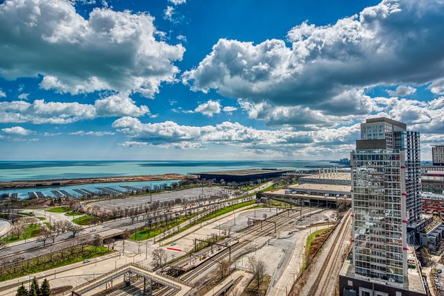 1717 S Prairie Avenue 2301, Chicago, IL 60616