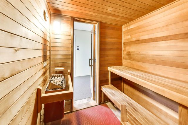 1717 S Prairie Avenue 2301, Chicago, IL 60616