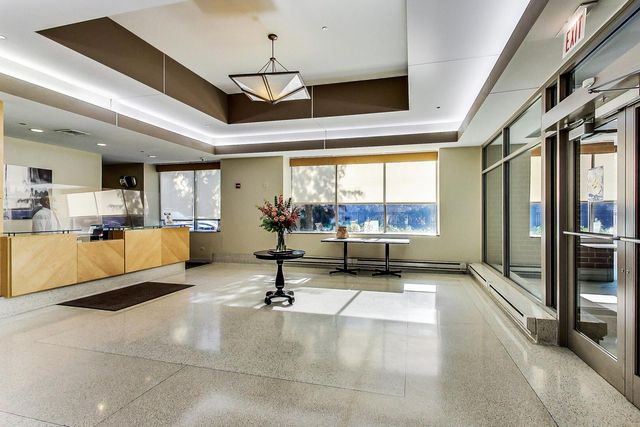 1717 S Prairie Avenue 2301, Chicago, IL 60616