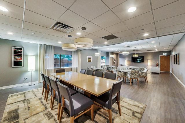 1717 S Prairie Avenue 2301, Chicago, IL 60616