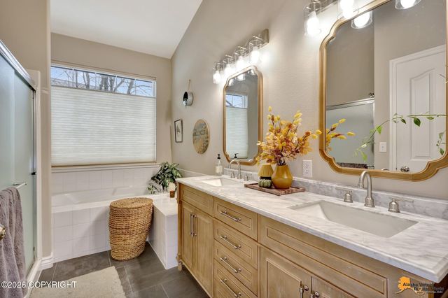 16436 Noble Point Drive, Anchorage, AK 99516