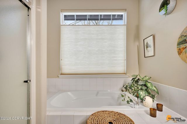 16436 Noble Point Drive, Anchorage, AK 99516