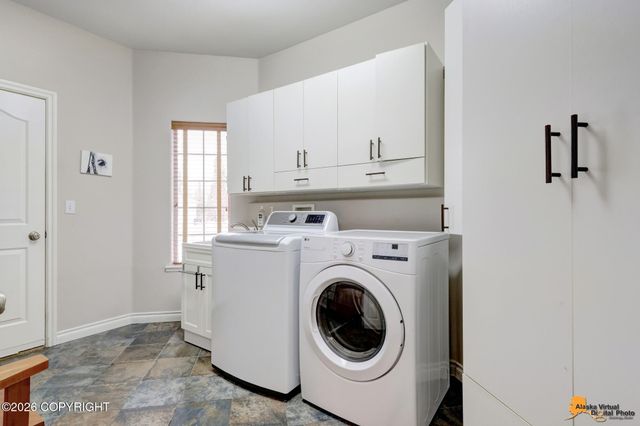 16436 Noble Point Drive, Anchorage, AK 99516