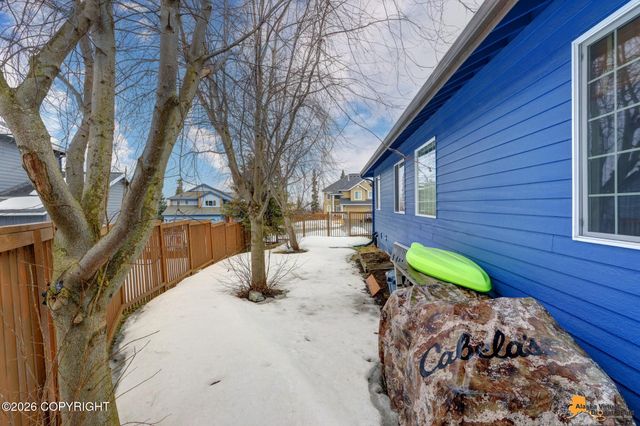 16436 Noble Point Drive, Anchorage, AK 99516