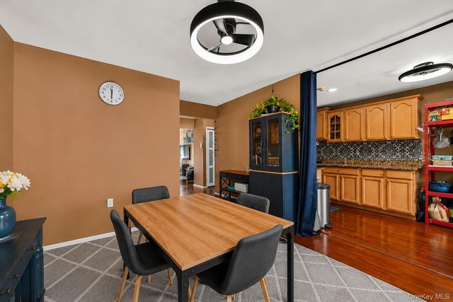 25 College Avenue 102, Nanuet, NY 10954