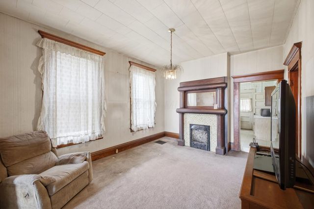 472 E Whittier Street, Columbus, OH 43206